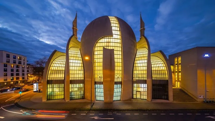 Zentralmoschee Köln-Cologne Central Mosque — photo 3